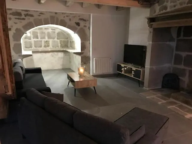 Gite Pour Famille Saint-Clement  0*, Saint-Clement (Cantal) France
